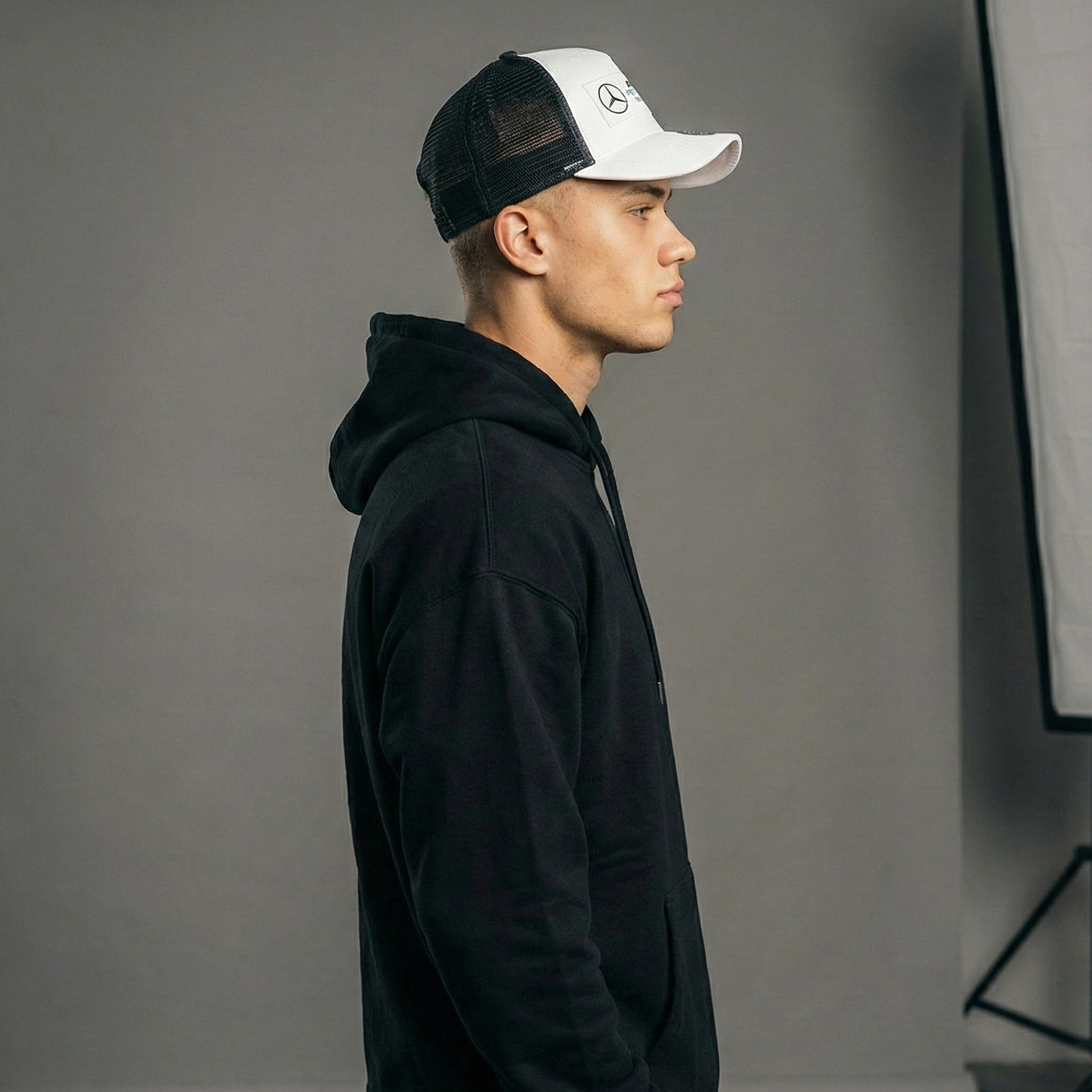 GORRA ADIDAS/AMG / 1.1 / COLOR BLANCO